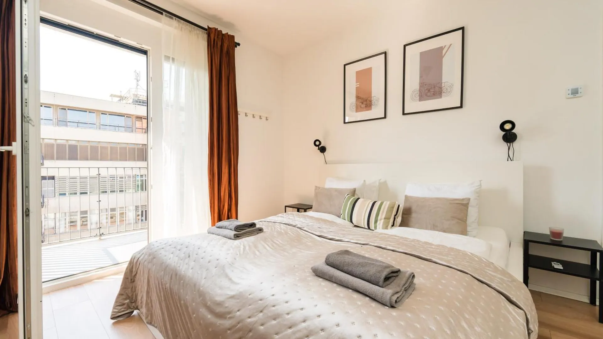 Brand New Modern Apartment-2 Rooms-Balcony-Garage Budapest 0*,